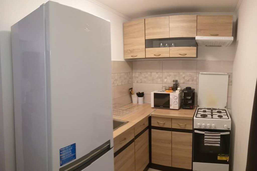 Toelgyerdo Apartman Kismaros エクステリア 写真