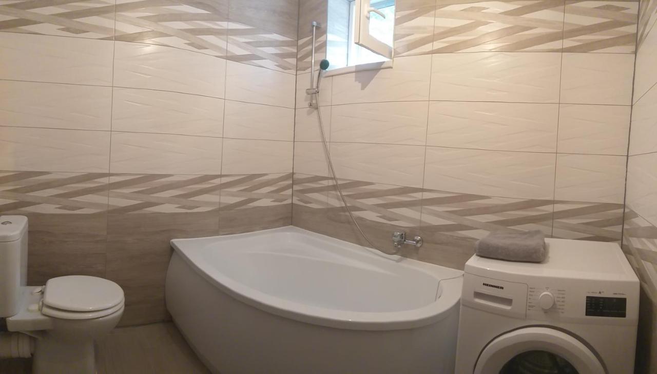 Toelgyerdo Apartman Kismaros エクステリア 写真